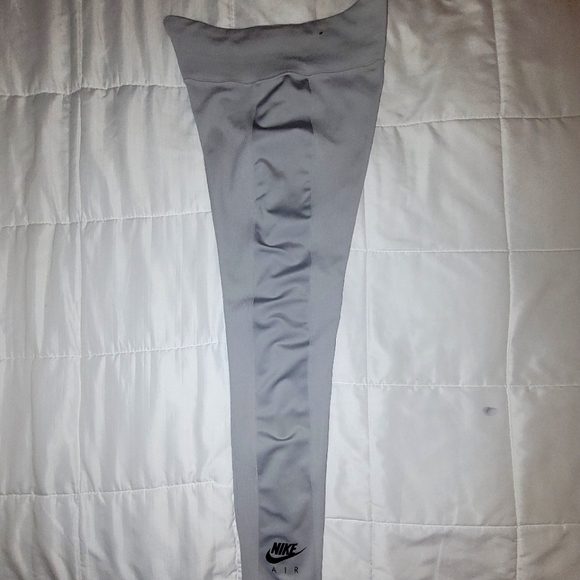 Nike Pants - Nike Air Leggings